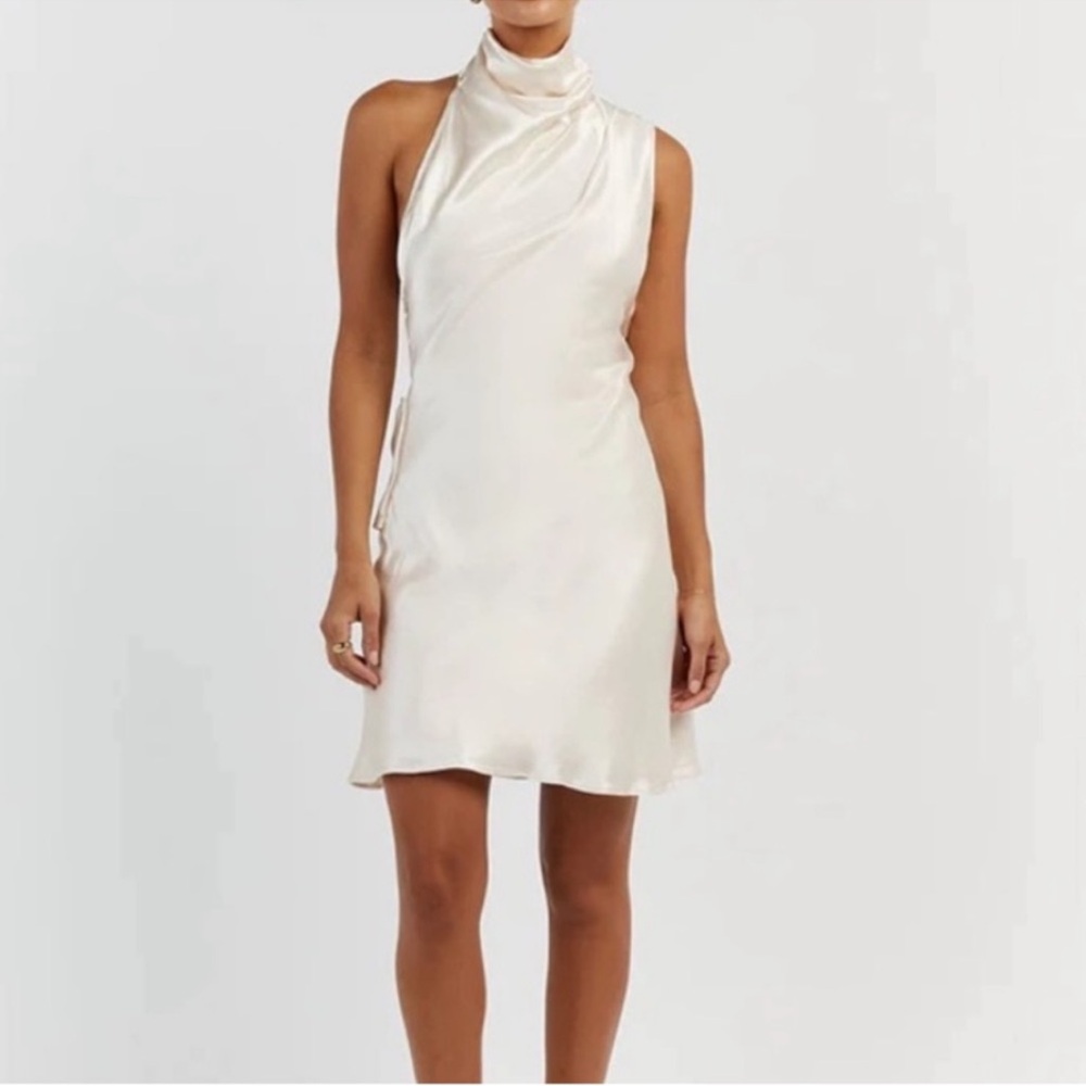 Dissh aisle pearl satin backless mini dress